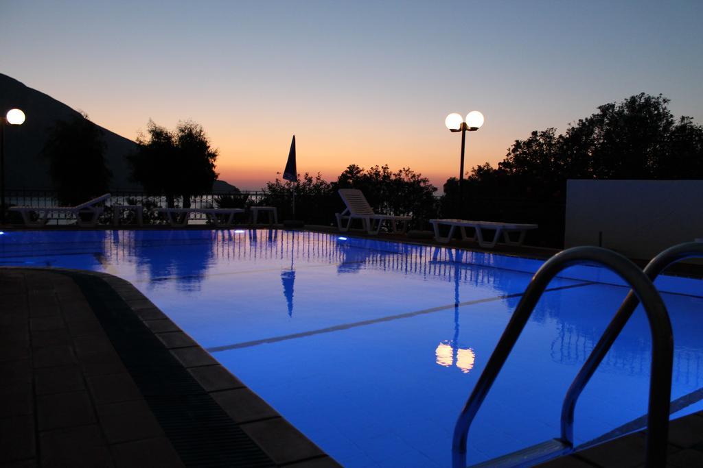 Hotel Philoxenia Masouri Exterior foto